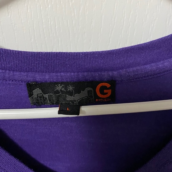 Men’s v-neck shirt - Picture 3 of 3